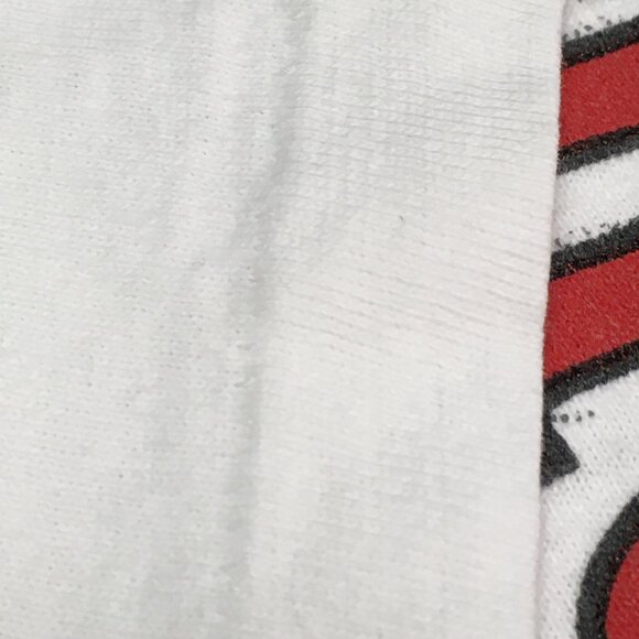 Vintage Men's Early 90's  XL Short Sleeve White Chicago Bulls Tee by The Game - Picture 7 of 15